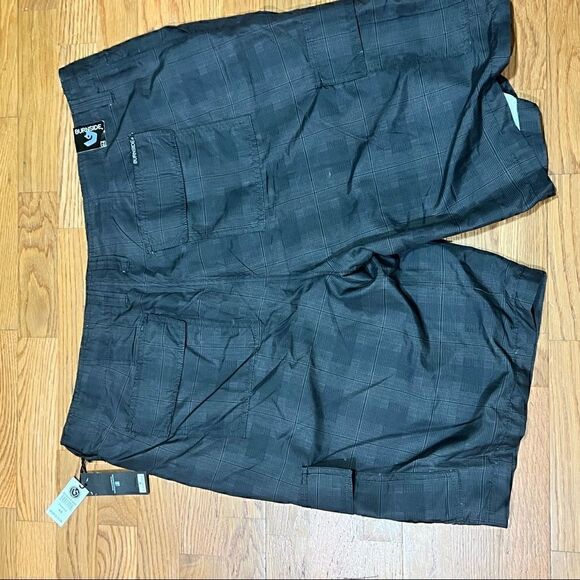 44 BURNSIDE charcoal gray hybrid board shorts. With 6 total pockets nwt - Picture 3 of 5